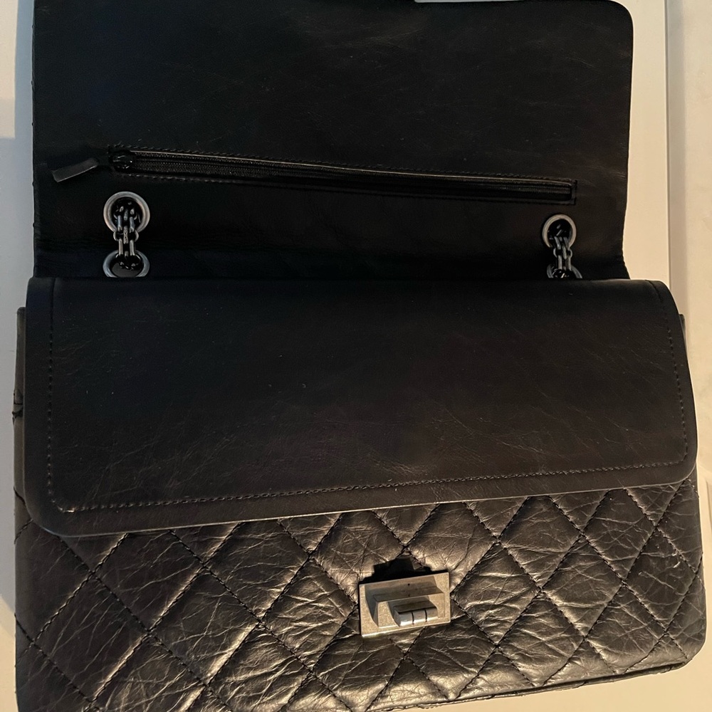 Chanel Black Purse 2.55 lamb skin comes with dust bag and box.. Quilted - Picture 6 of 13